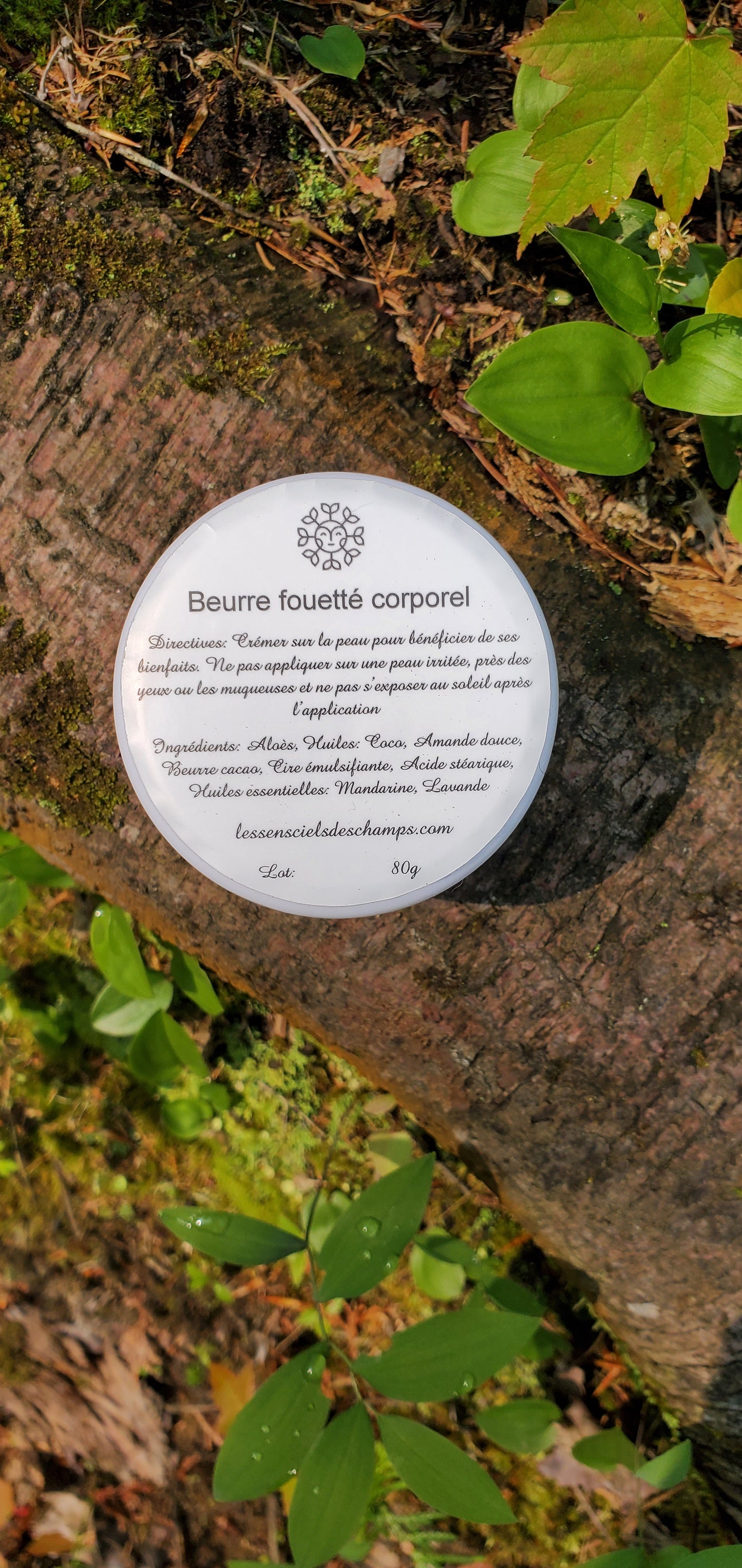 Beurre fouetté corporel (avec des huiles essentielles d'une grande qualité) Les sens ciels des champs