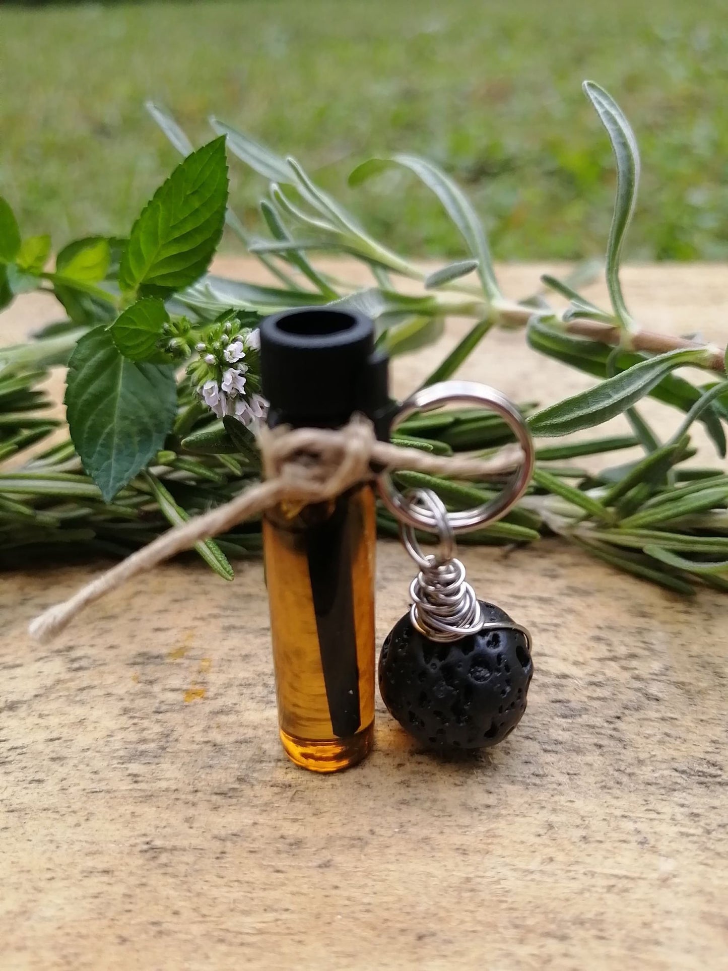 Pendentif naturel pour collier à chat. Pour soulager une infection. Mon Matou est Malade Les sens ciels des champs