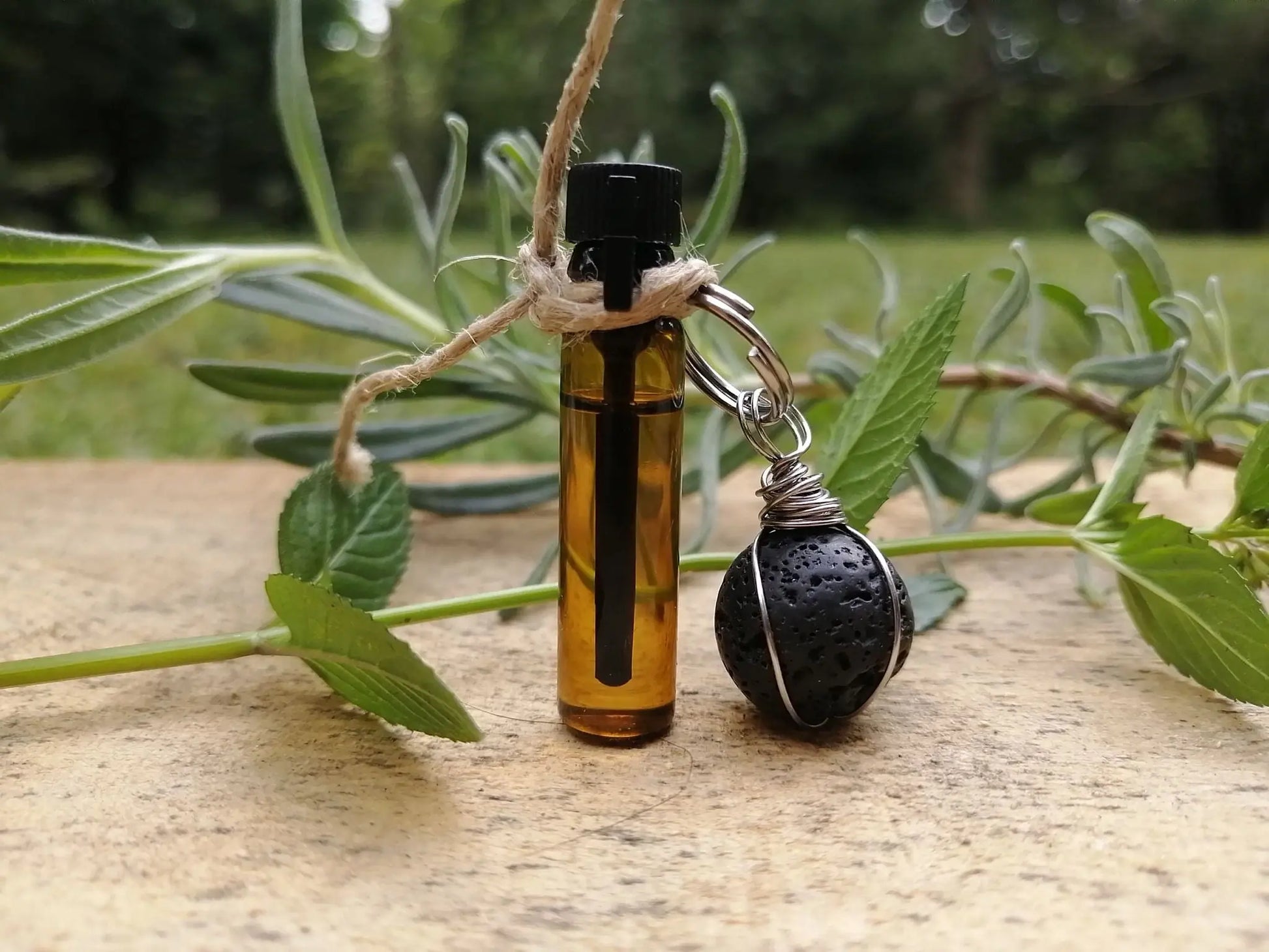 Pendentif naturel pour collier à chien. Pour aider le mal du transport et lanxiété Les Sens Ciels des Champs