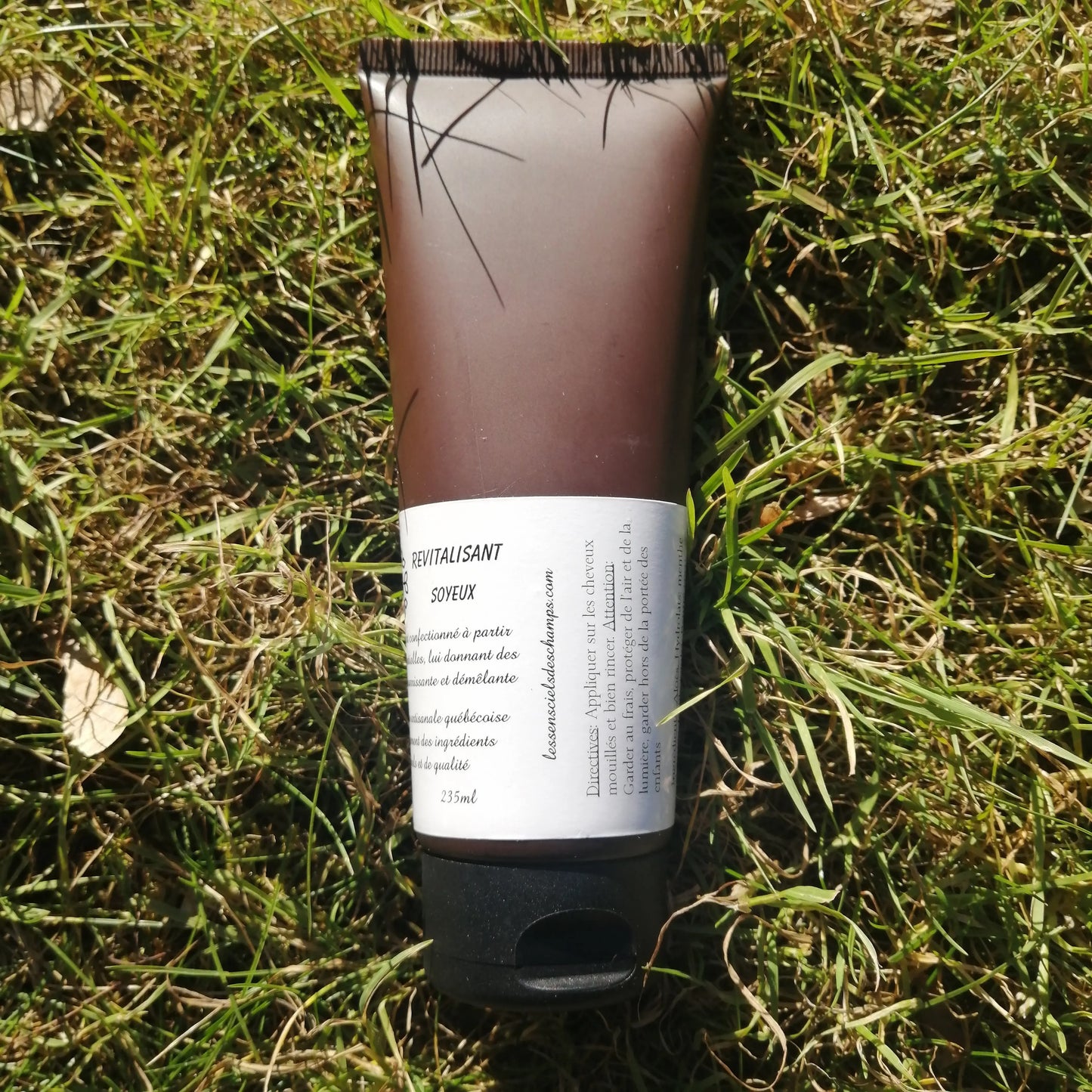 Revitalisant naturel, démêlant (le soyeux) Les sens ciels des champs